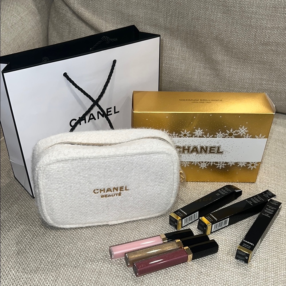 Chanel Lip Gloss Set - Pink and Gold